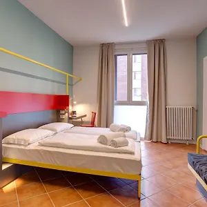 Meininger Garibaldi Auberge de jeunesse Milan